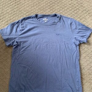 Hollister Men's Classic tee- Bundle of 4